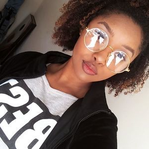 Meet your Posher, Skyler